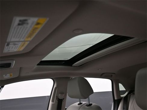 New 2026 Honda HR-V EX-L image 4