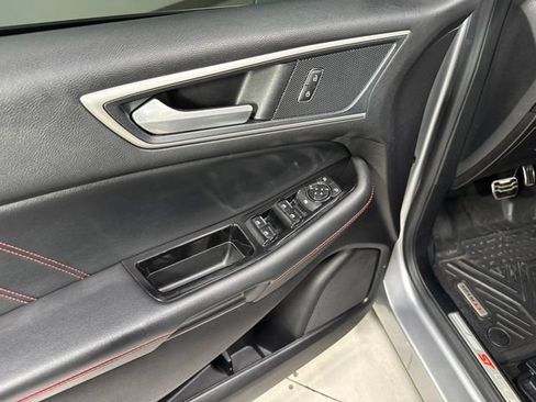 Used 2020 Ford Edge ST-Line FWD image 12