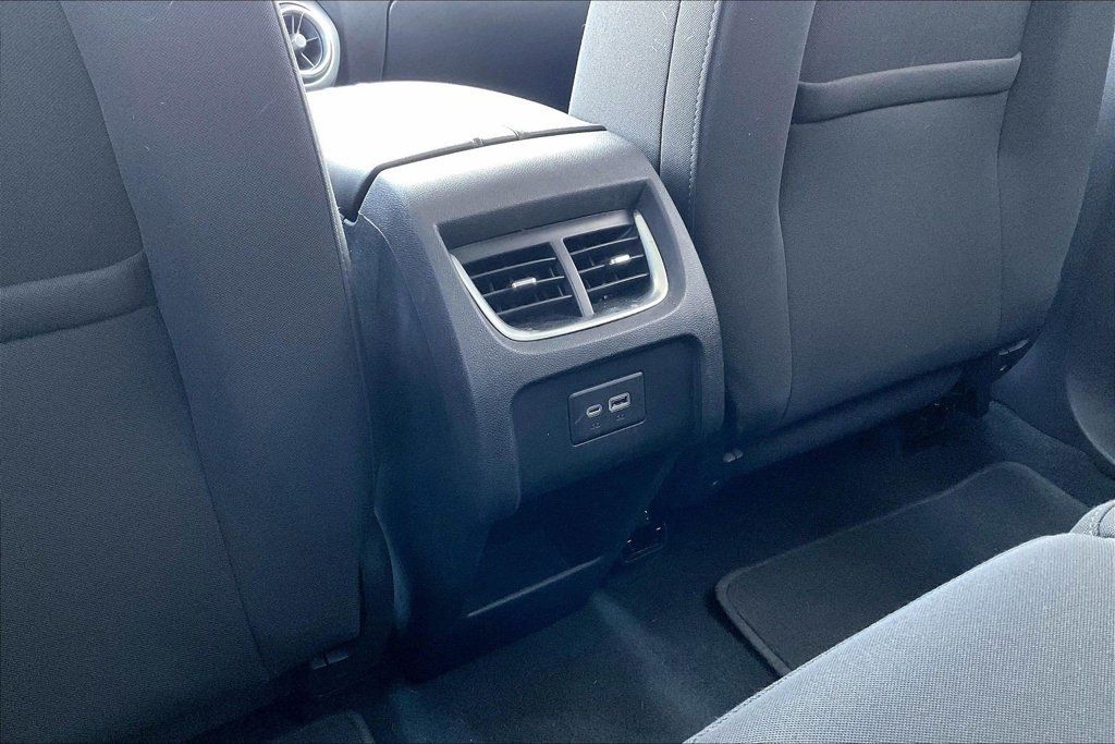 Used 2021 Chevrolet Blazer LT FWD image 33