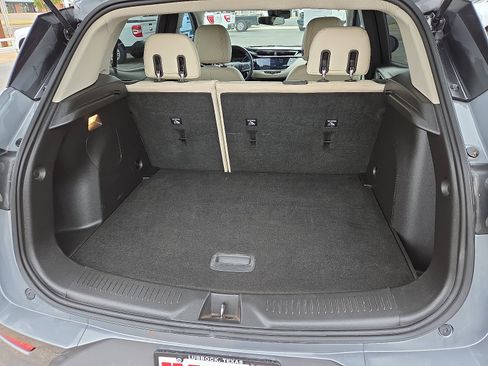 Used 2021 Buick Encore GX Preferred w/ Sport Touring Package FWD image 9