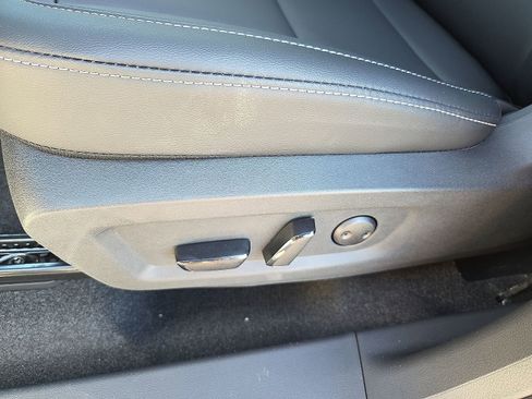 New 2025 Nissan Murano SL image 14