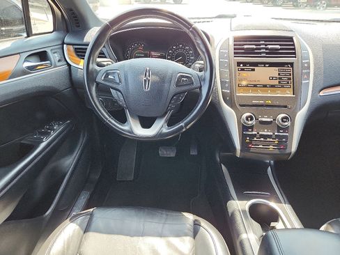 Used 2019 Lincoln MKC Select w/ Select Plus Package image 9