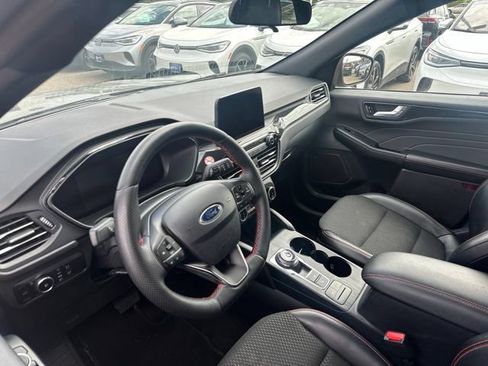 Used 2025 Ford Escape ST-Line Select AWD/4WD image 11