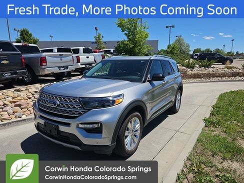 Used 2021 Ford Explorer Limited w/ Hybrid Equipment Group 310A AWD/4WD image 3