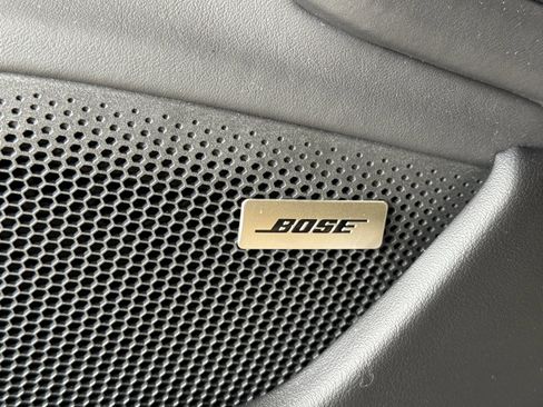 Used 2025 Porsche Taycan Turbo image 19