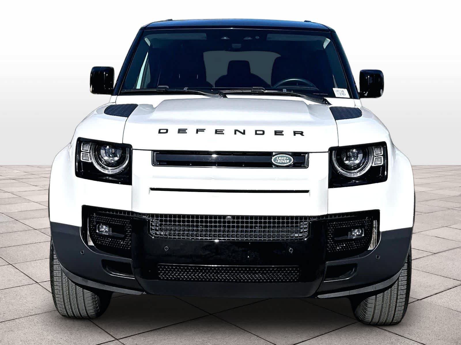 Used 2024 Land Rover Defender 110 S AWD/4WD image 3