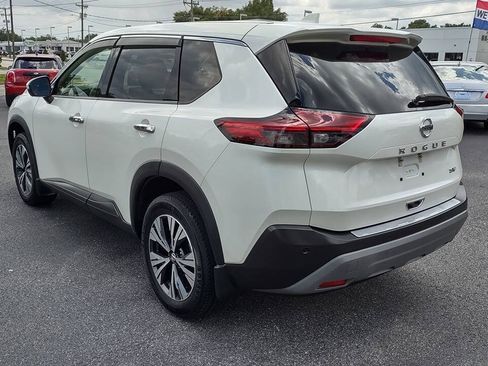 Used 2021 Nissan Rogue SV FWD image 5