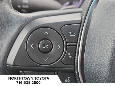 Used 2018 Toyota Camry SE image 18