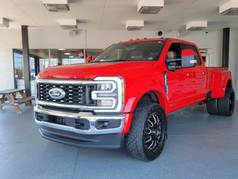 Used 2024 Ford F450 Lariat w/ Lariat Ultimate Package AWD/4WD image 4