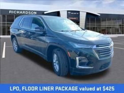 Used 2023 Chevrolet Traverse LT w/ LPO, Floor Liner Package image 3