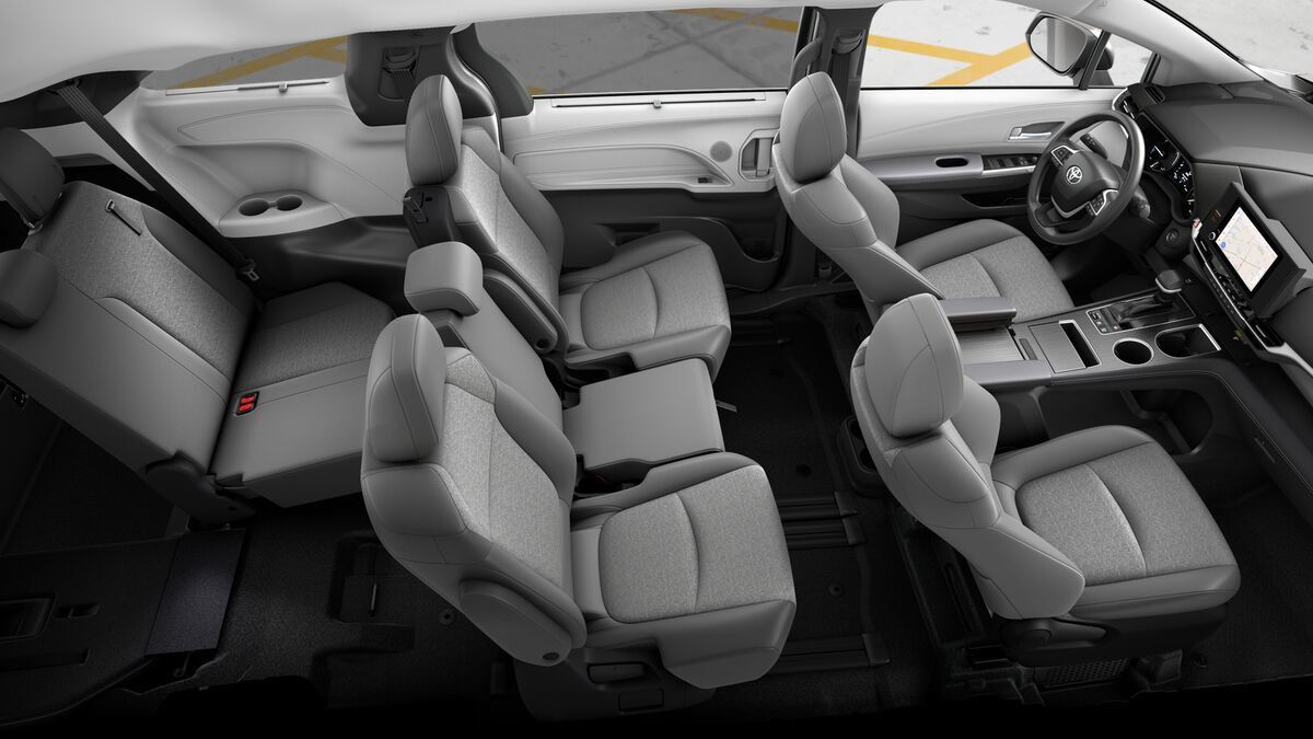 New 2026 Toyota Sienna LE AWD/4WD image 22