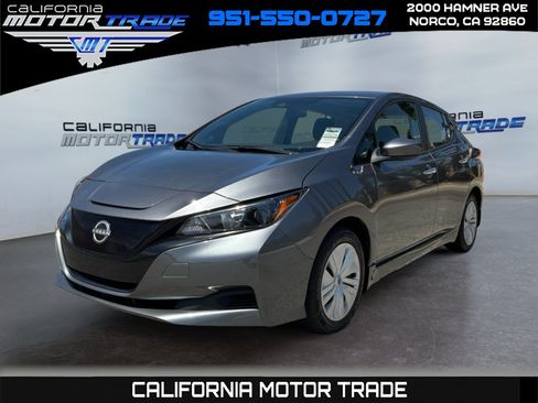 Used 2025 Nissan Leaf S FWD image 1