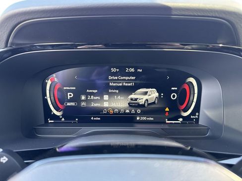 New 2026 Nissan Pathfinder SL w/ SL Premium Package AWD/4WD image 15