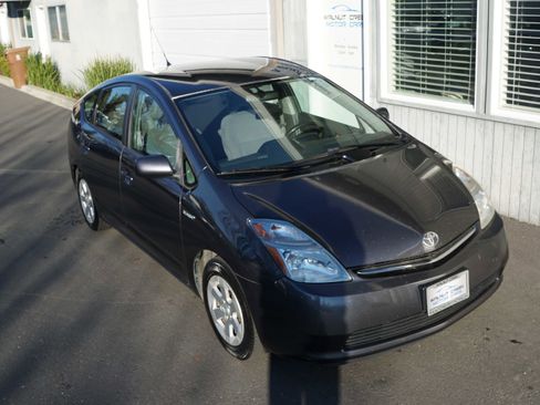 Used 2008 Toyota Prius Touring FWD image 24