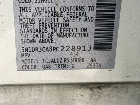 Used 2023 Nissan Pathfinder SL w/ Black Appearance Package image 23