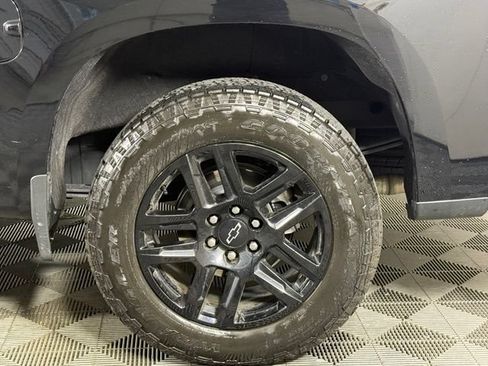 Used 2026 Chevrolet Silverado 1500 High Country w/ Midnight Edition AWD/4WD image 14