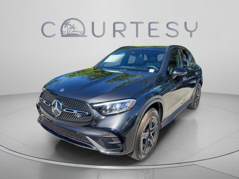 Certified 2026 Mercedes-Benz GLC 300 4MATIC image 1