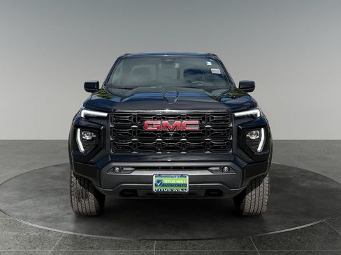 Used 2024 GMC Canyon Elevation w/ Elevation Premium Package AWD/4WD image 2