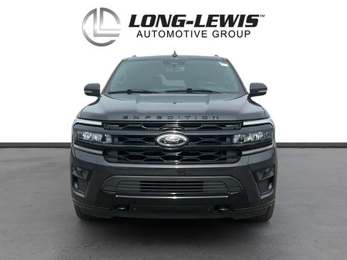 Used 2024 Ford Expedition Limited AWD/4WD image 11