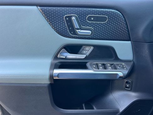 New 2026 Mercedes-Benz GLB 250 image 14