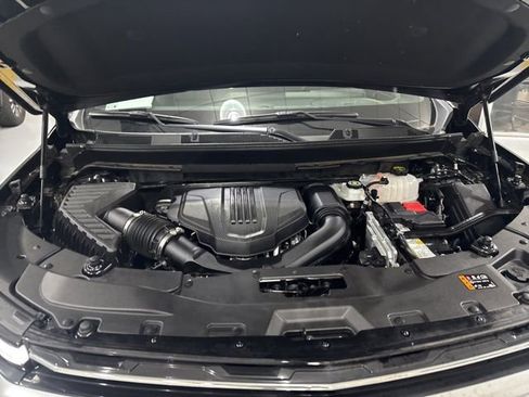 Used 2025 Chevrolet Traverse High Country w/ LPO, Floor Liner Package AWD/4WD image 37