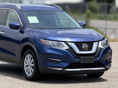 Used 2018 Nissan Rogue SV AWD/4WD image 15
