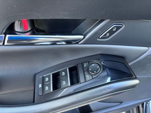 Certified 2025 MAZDA CX-30 AWD 2.5 S w/ Preferred Package image 15