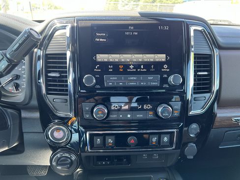 Used 2024 Nissan Titan Platinum Reserve w/ Moonroof Package AWD/4WD image 14