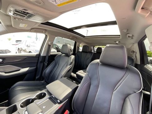 Certified 2023 Acura MDX SH-AWD w/ Advance Package image 11
