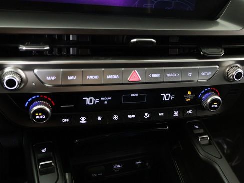 Used 2024 Kia Telluride S AWD/4WD image 50