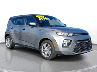 Used 2022 Kia Soul LX