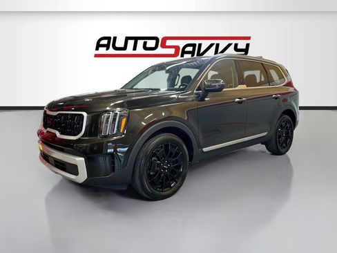 Used 2023 Kia Telluride S AWD/4WD image 3