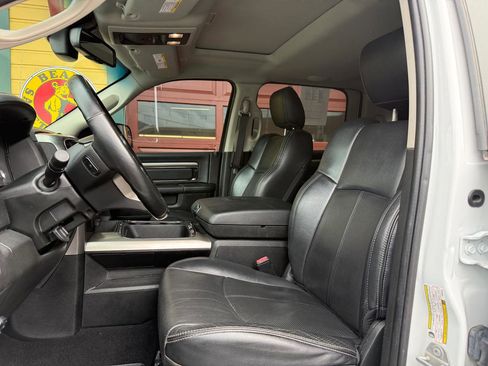 Used 2018 RAM 2500 Laramie w/ Sport Appearance Group AWD/4WD image 15