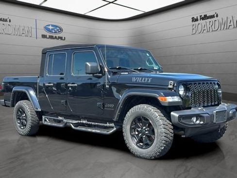 Used 2023 Jeep Gladiator Sport AWD/4WD image 1
