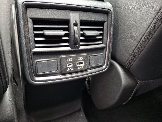Used 2025 Subaru Forester Limited AWD/4WD image 43