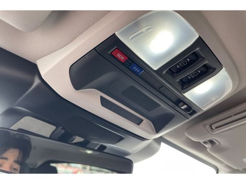 Used 2026 Subaru Crosstrek 2.0i Premium AWD/4WD image 25