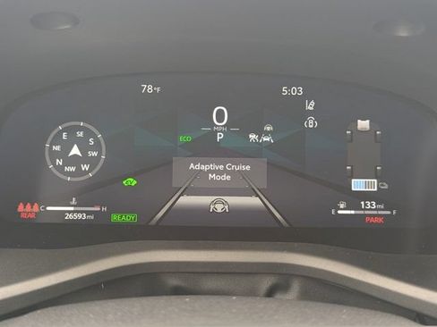 Used 2025 Toyota Camry XLE FWD image 23