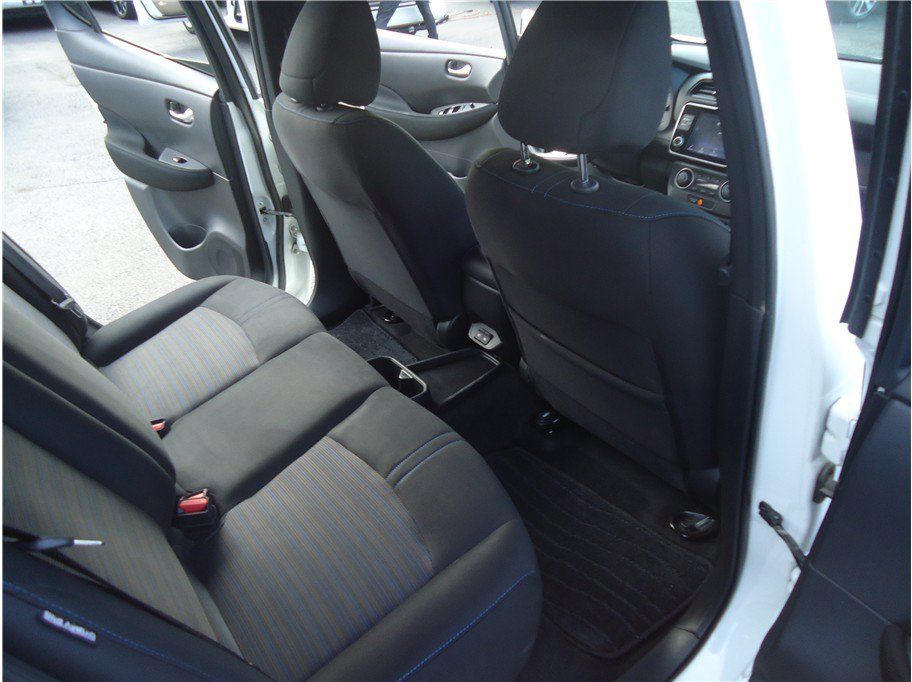 Used 2025 Nissan Leaf S FWD image 14
