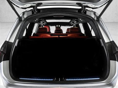 New 2026 Mercedes-Benz GLS 63 AMG 4MATIC image 6