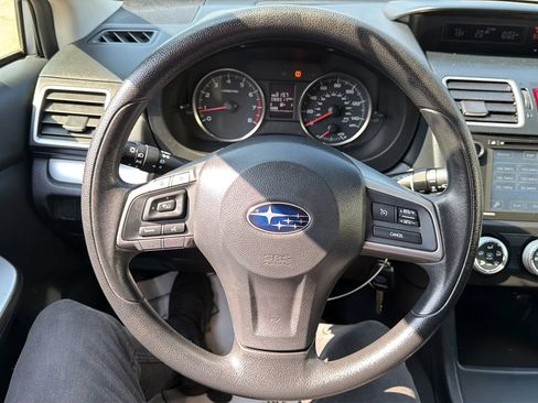 Used 2015 Subaru Crosstrek 2.0i AWD/4WD image 10