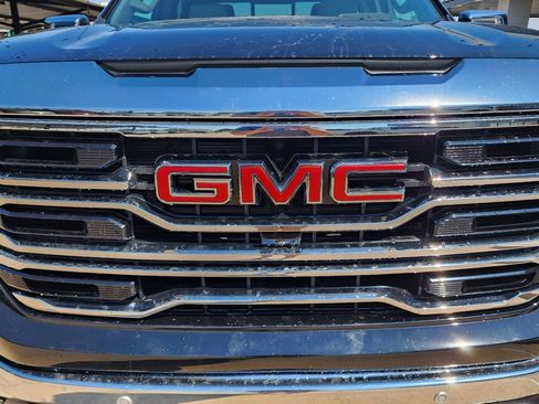 New 2026 GMC Sierra 1500 SLT w/ SLT Premium Plus Package image 10