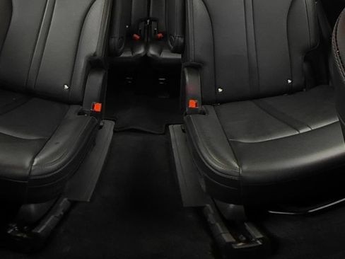 Used 2025 Kia Sorento EX FWD image 16