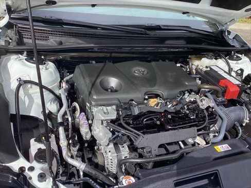 Certified 2023 Toyota Camry SE w/ Convenience Package image 19