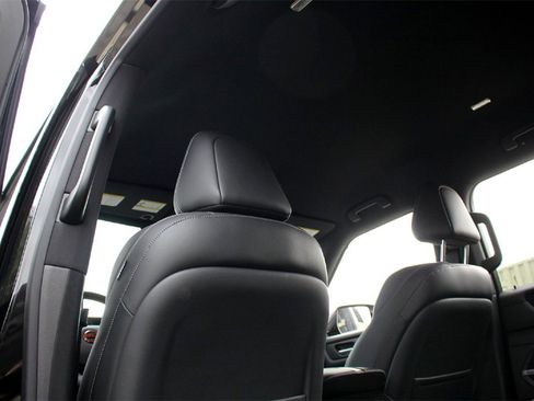 New 2026 Nissan Armada PRO-4X w/ Captain's Chari Seat Package image 16