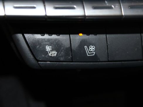 Used 2021 Cadillac XT4 Sport FWD image 31