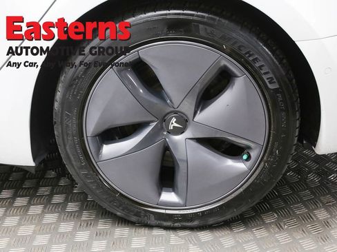Used 2019 Tesla Model 3 Long Range image 8