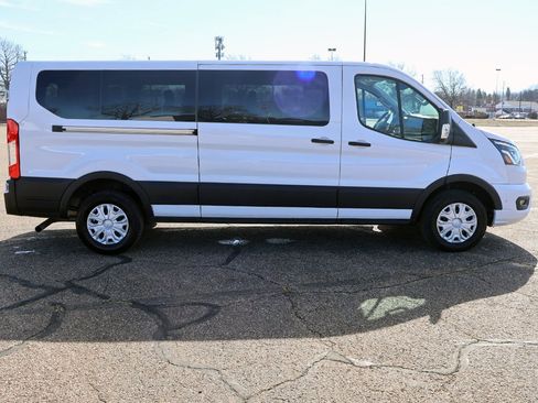 Used 2023 Ford Transit 350 XLT image 17