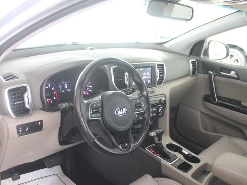 Used 2019 Kia Sportage EX w/ EX Premium Package FWD image 23