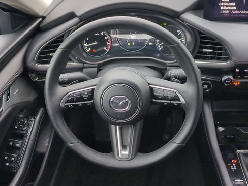 Used 2025 MAZDA MAZDA3 2.5 Turbo Sedan w/Premium Plus image 23