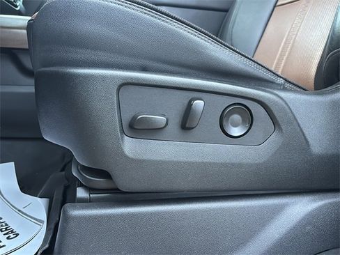 Used 2024 Chevrolet Silverado 2500 High Country w/ High Country Premium Package image 24